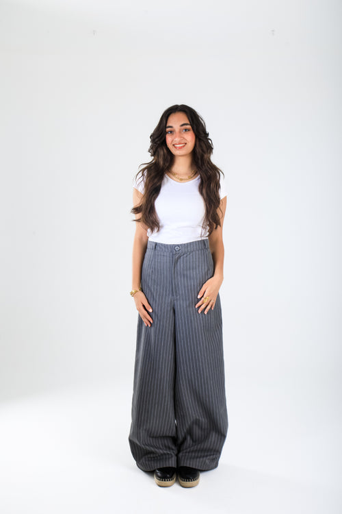 Women’s Pleated Trousers