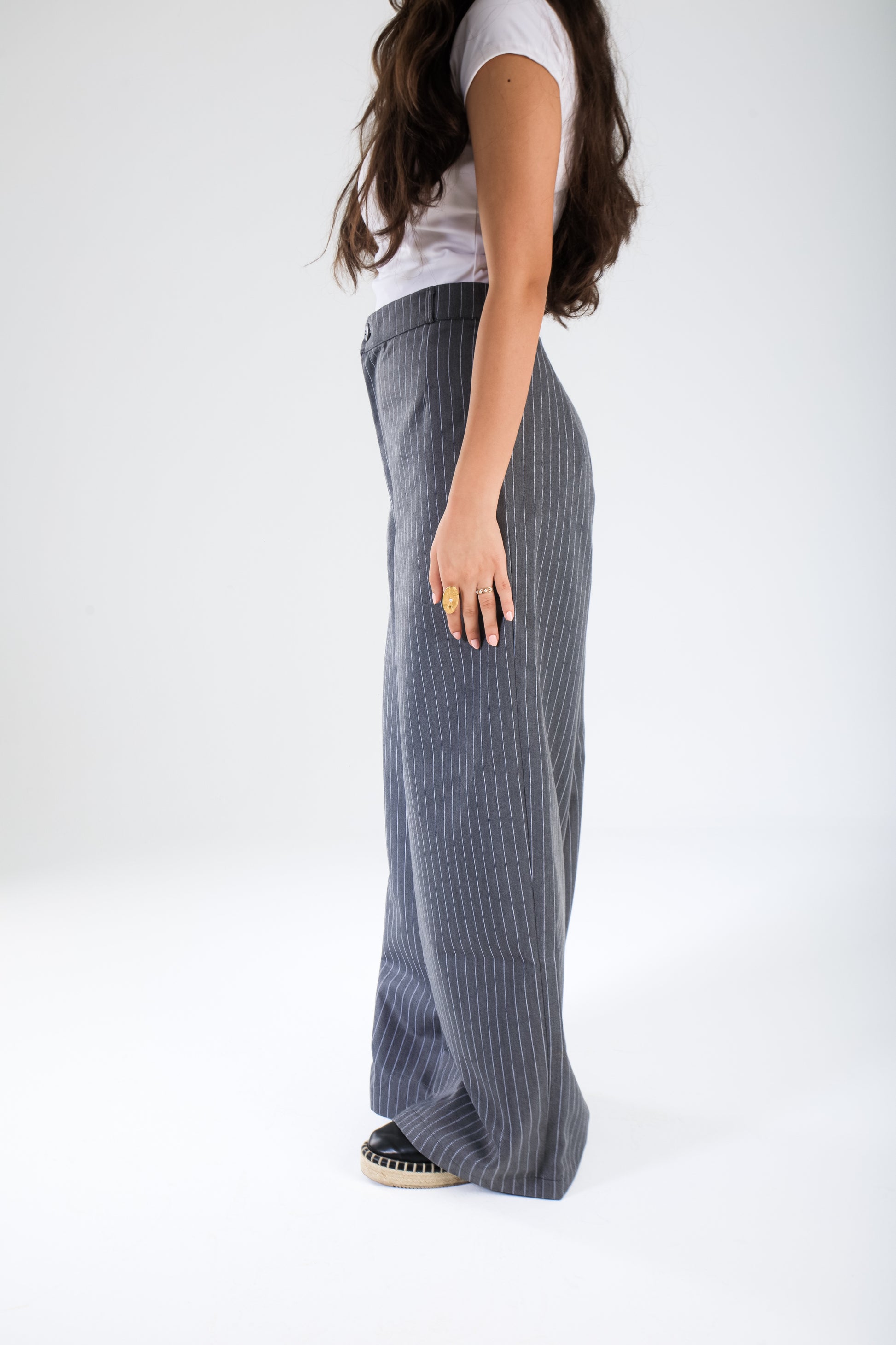 Women’s Pleated Trousers